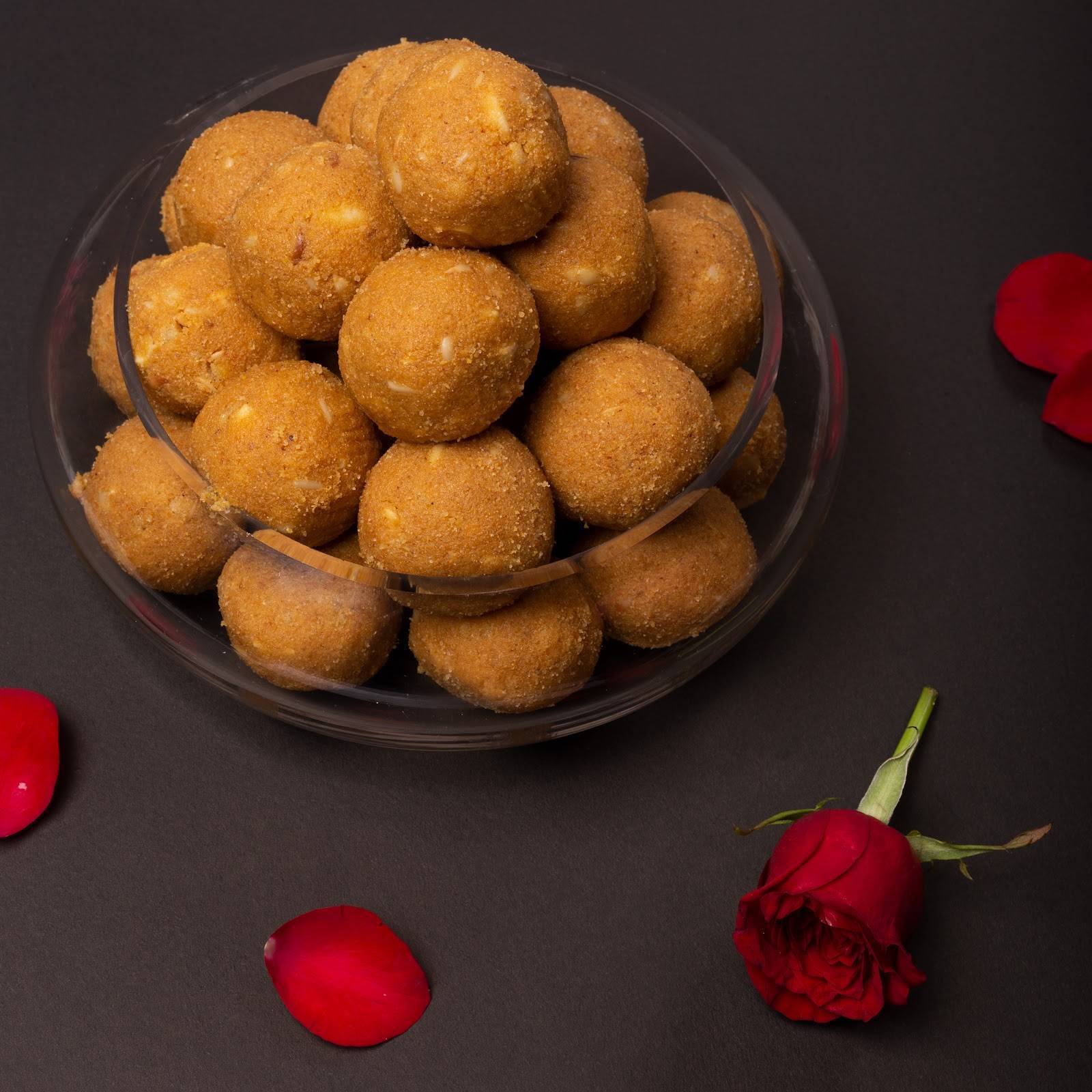 BESAN DRY FRUIT LADOO